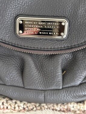 Marc by Marc Jacobs grey Pebbled Leather Shoulder Bag with Logo Plate